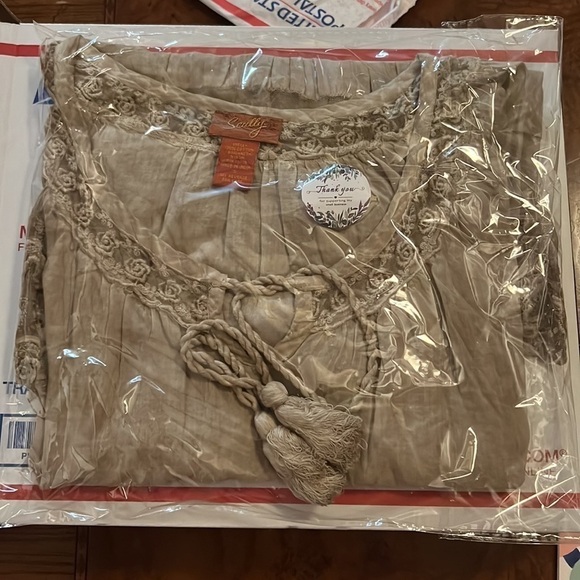 SCULLY WOMENS LIGHTWEIGHT FLOWY SOFT LONG SLEEVE BLOUSE - Picture 10 of 10